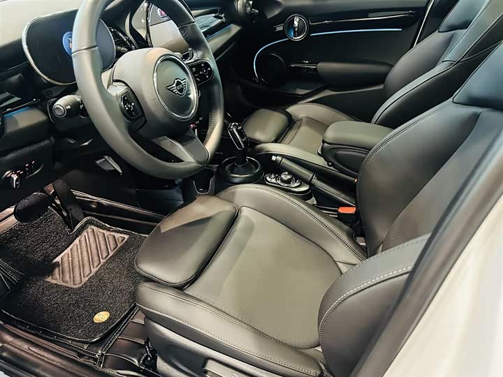MINI Hatch — фото 10