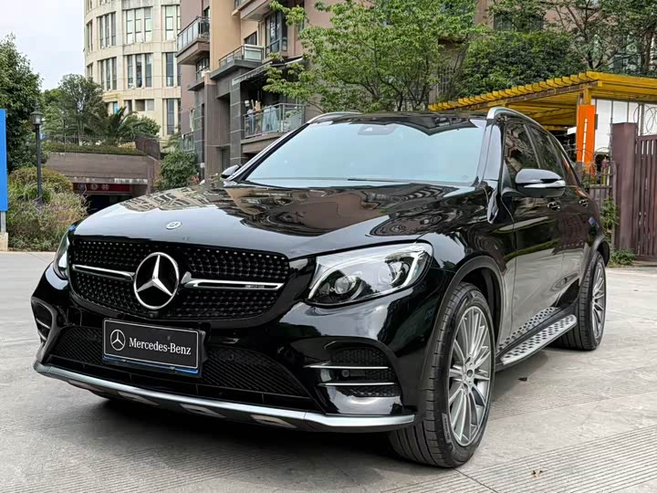 Mercedes-Benz GLC 2017 AMG GLC 43 4 MATIC — фото 19