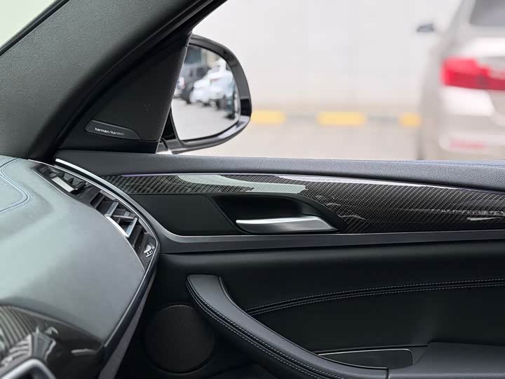 BMW X3 M40i 2022 M 40i — фото 13