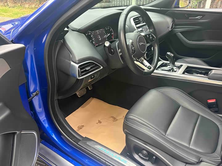 Jaguar XEL 2020 2.0 T 200 PS R-DYNAMIC S — фото 10