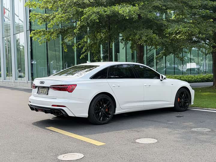 Audi A6L 40 TFSI люкс-динамик — фото 7
