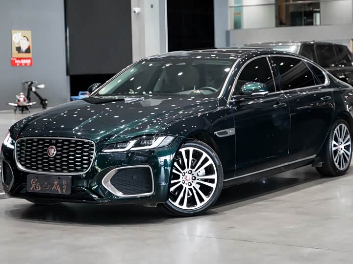 Jaguar XFL 2024 2.0 T P 250 2 WD