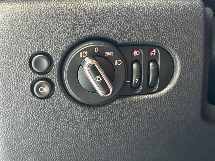 MINI Hatch — фото 10