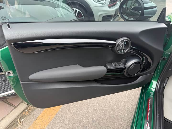 MINI Hatch — фото 10