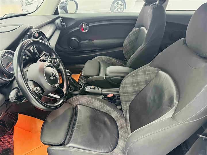MINI Hatch — фото 12