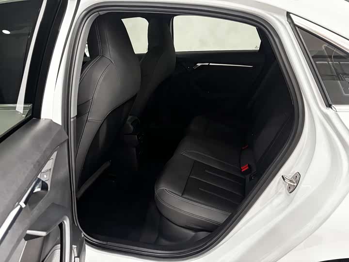 Audi A3 2021 A 3 L Limousine 35 TFSI Sport — фото 20