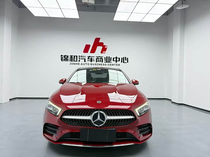 Mercedes-Benz A-Class 2020 A 200 L — фото 1