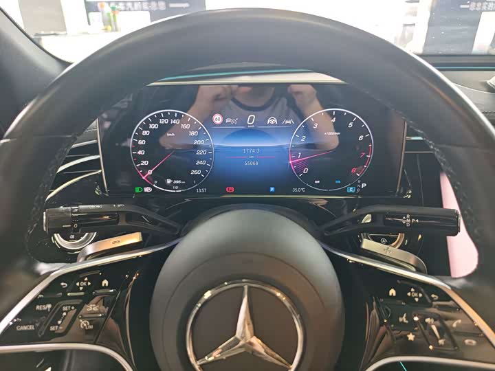 Mercedes-Benz E-Class — фото 11