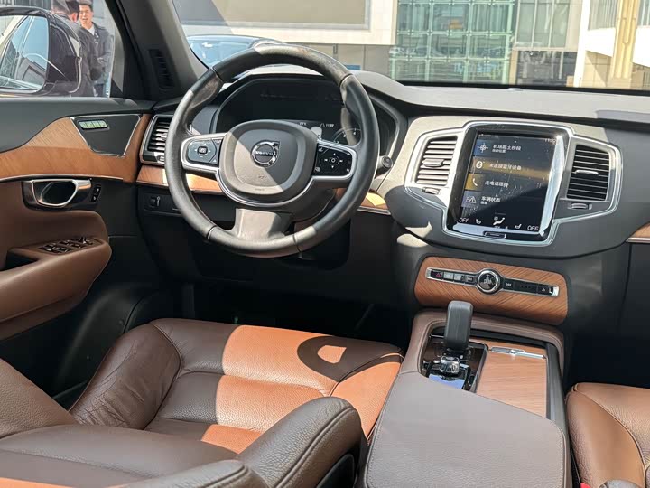 Volvo XC90 2022 B 5 — фото 19