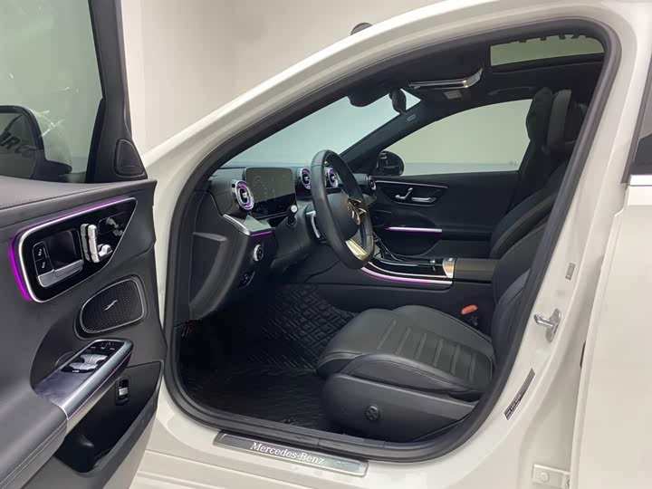 Mercedes-Benz C-Class 2024 C 260 L — фото 17