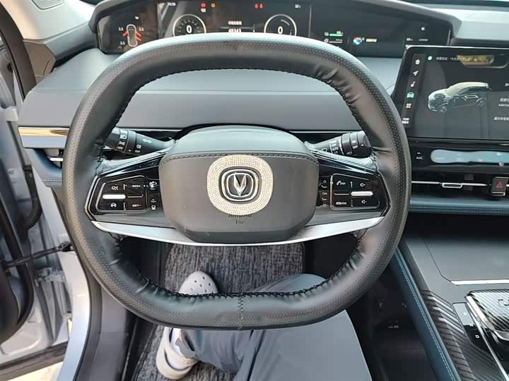 Changan UNI-K 2022 i DD 130km 1.5 T — фото 11