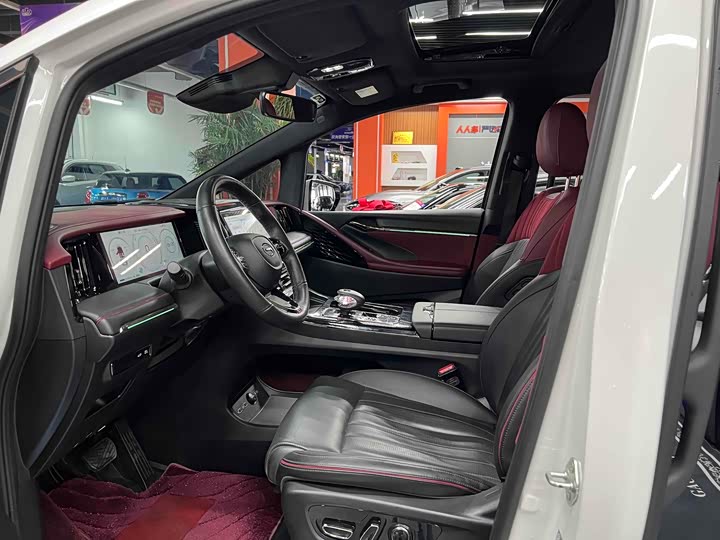 Trumpchi M8 2023 400 T — фото 4