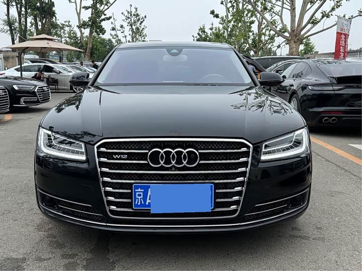 Audi A8 2014 A 8 L 6.3 FSI W 12 quattro Flagship — фото 2