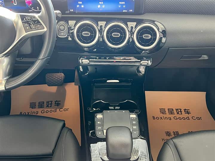Mercedes-Benz A-Class 2023 A 200 L — фото 16