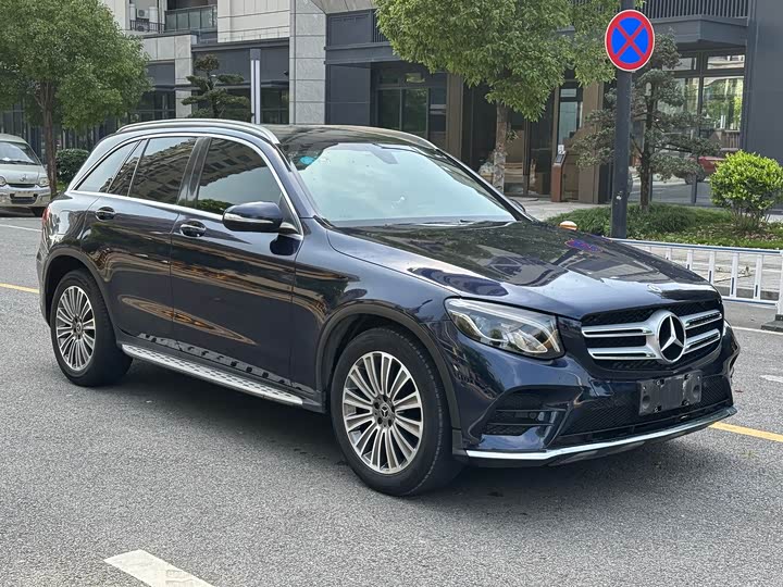 Mercedes-Benz GLC 2017 GLC 260 4 MATIC — фото 3