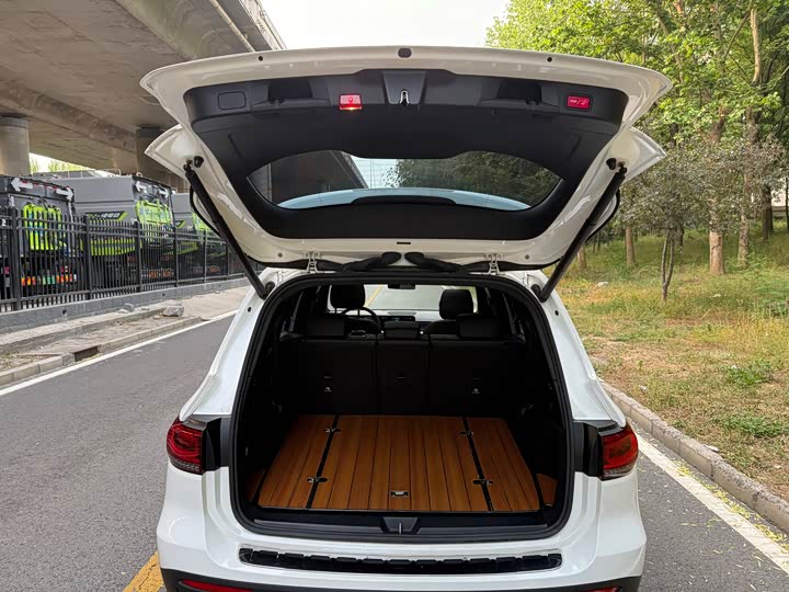 Mercedes-Benz GLB 2021 GLB 200 — фото 5