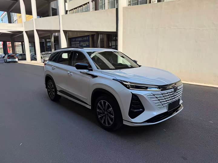 Changan CS75 PLUS 2024 1.5 T — фото 3