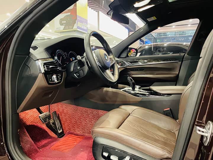 BMW 6-Series 2018 640i x Drive M — фото 3