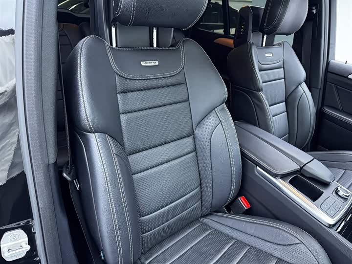 Mercedes-Benz M-Class 2015 AMG ML 63 — фото 18