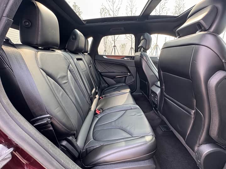 Lincoln MKC 2019 2.0 T 4 WD VI — фото 13
