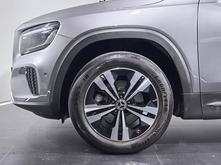 Mercedes-Benz GLB 2024 GLB 200 — фото 15