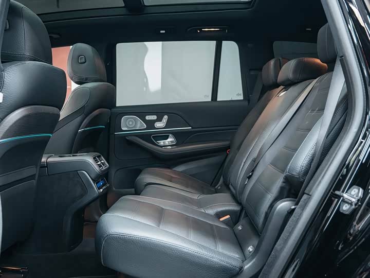 Mercedes-Benz GLS 2018 GLS 500 4 MATIC — фото 10