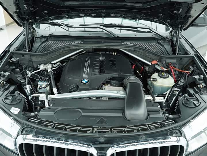 BMW X5 2018 x Drive 35i MSport — фото 30