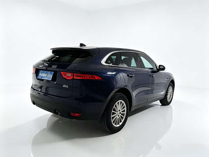 Jaguar F-PACE 2018 2.0 T 4 WD — фото 3