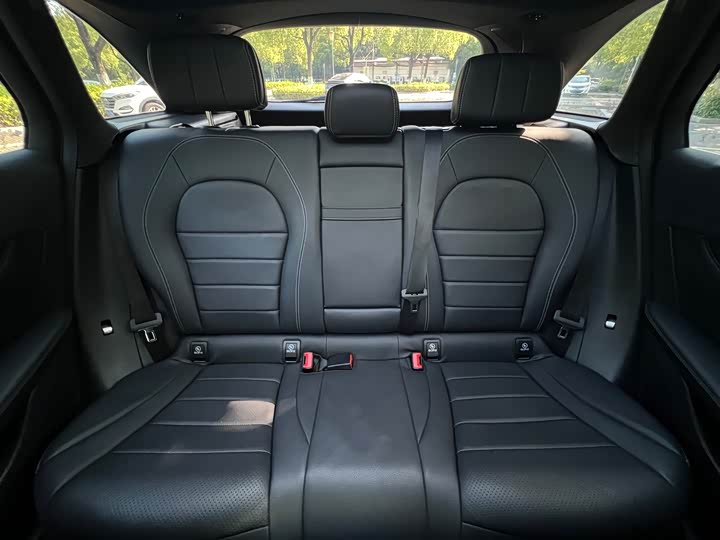 Mercedes-Benz GLC 2017 GLC 260 4 MATIC — фото 31