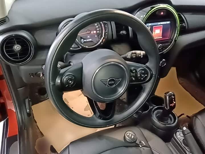 MINI Hatch — фото 11