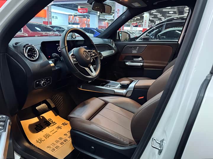 Mercedes-Benz GLB 2021 GLB 200 — фото 9