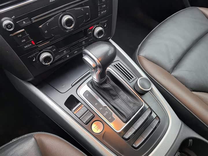 Audi Q5 2017 Plus 40 TFSI — фото 13