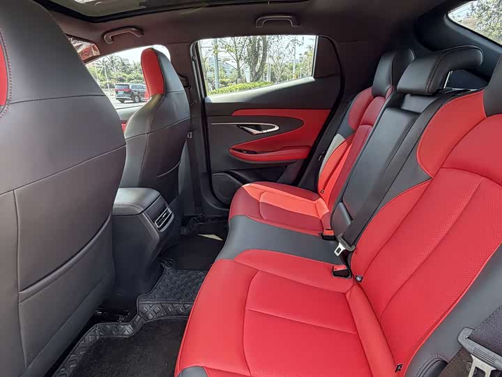 Changan UNI-T 2020 1.5 T Premium — фото 7