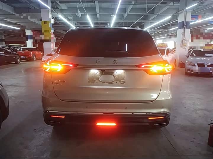Hongqi HS5 2022 2.0 T 4 WD — фото 6