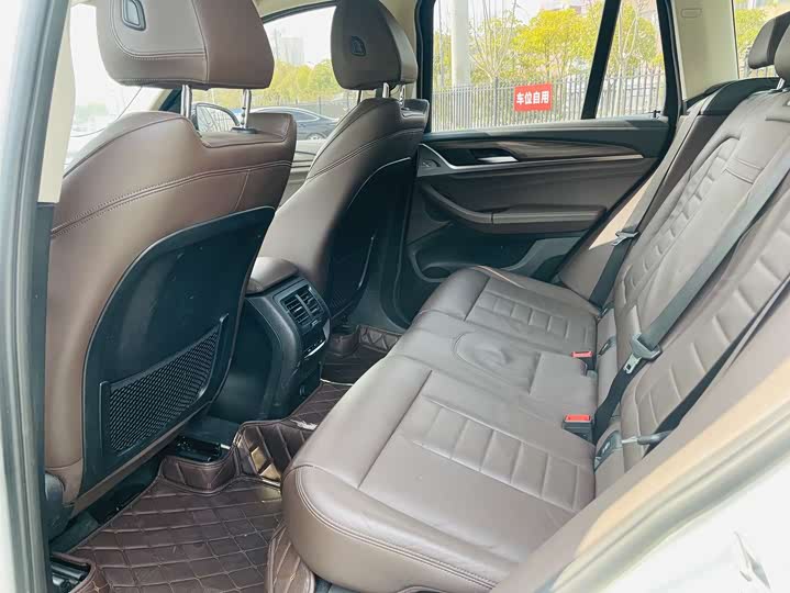 BMW X3 2019 x Drive 28i — фото 5