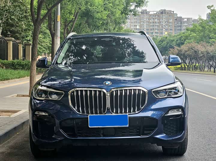 BMW X5 2019 x Drive 40i M — фото 4