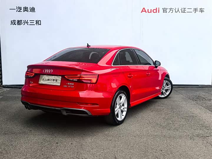 Audi A3 2019 Limousine 35 TFSI V — фото 4