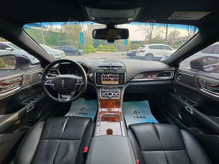 Lincoln Continental — фото 11