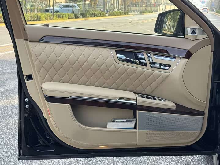 Mercedes-Benz S-Class 2013 AMG S 65 L Grand Edition — фото 16