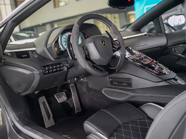 Lamborghini Aventador 2017 Aventador S — фото 24