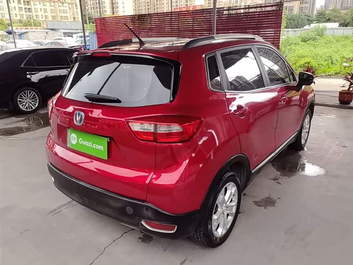 Changan CS15 2016 1.5 L AT — фото 7