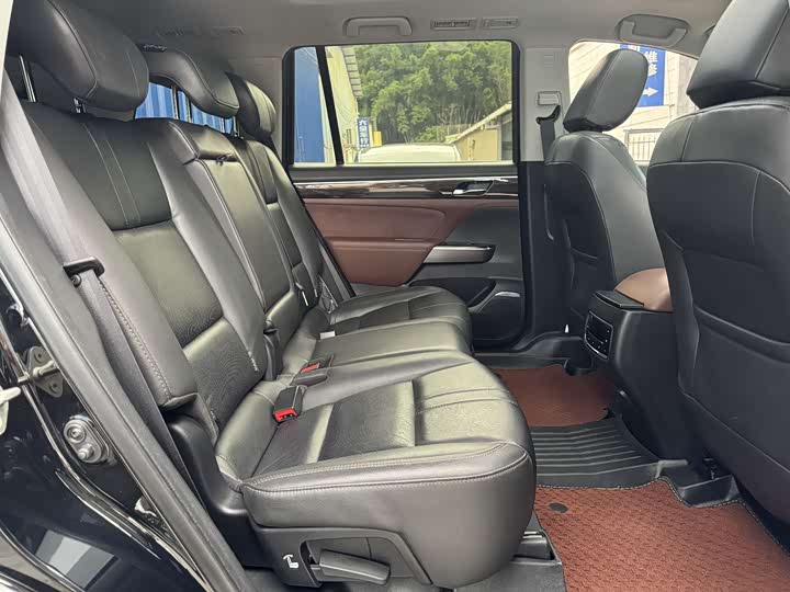 Trumpchi GS8 2017 320 T 2 WD （ ） — фото 7