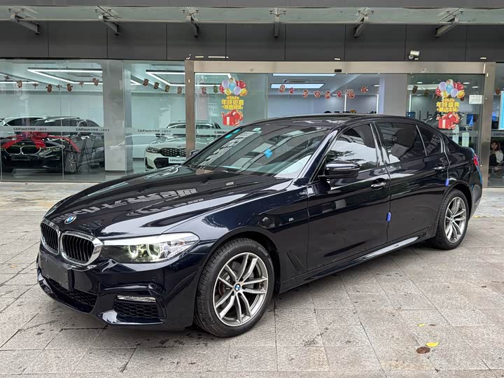 BMW 5-Series 2018 525 Li M — фото 1