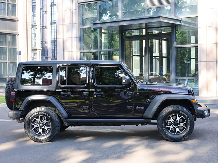 Jeep Wrangler — фото 4