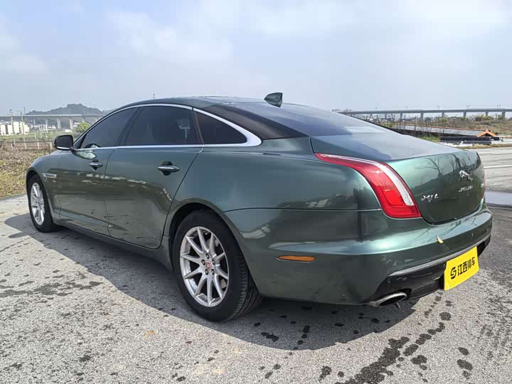 Jaguar XJ 2016 XJL 2.0 T 2 WD — фото 8