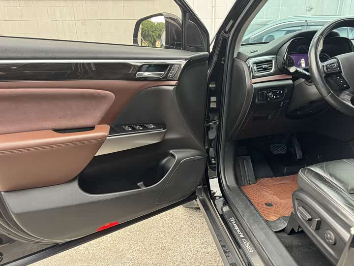Trumpchi GS8 2017 320 T 2 WD （ ） — фото 4