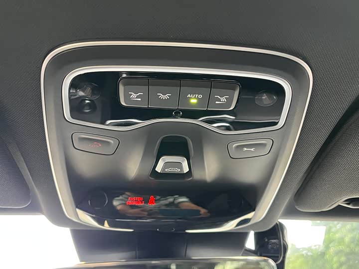 Lynk & Co 03 2021 1.5 T PHEV Pro — фото 15