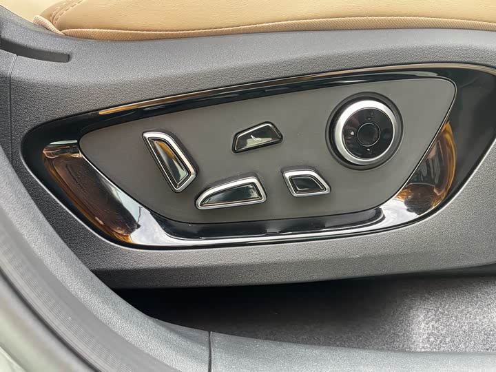 Changan CS75 PLUS 2025 UItra 2.0 T — фото 13