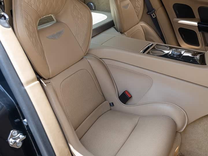 Aston Martin Rapide 2017 6.0 L S — фото 21