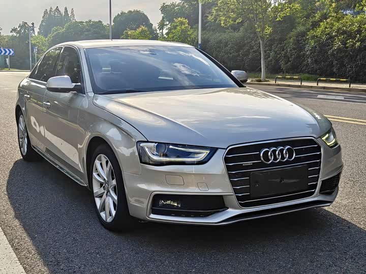 Audi A4L — фото 5